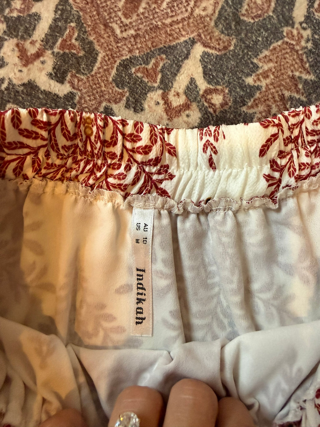 Indikah Skirt Size M