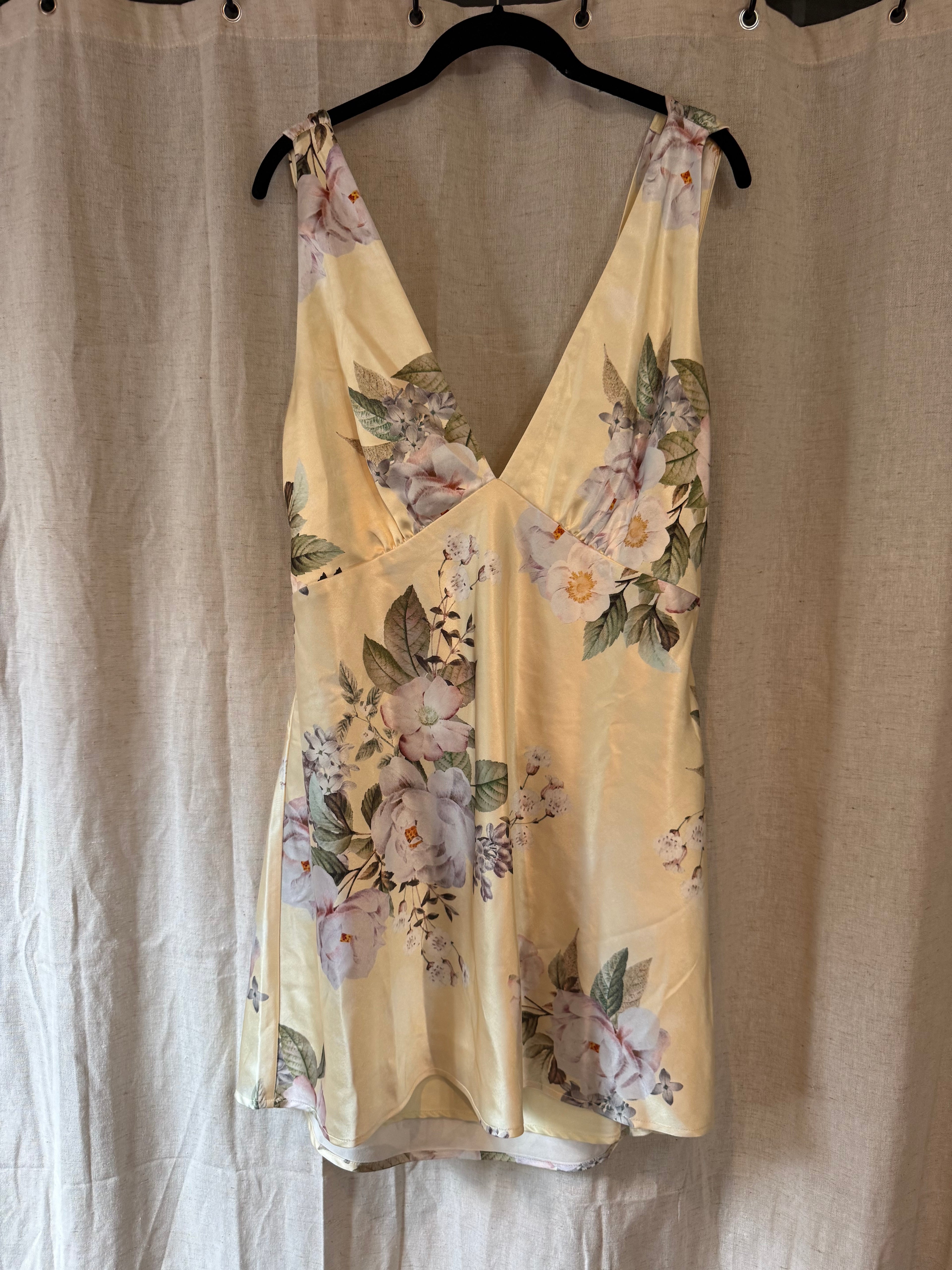 Meshki NWT Dress Size XXXL