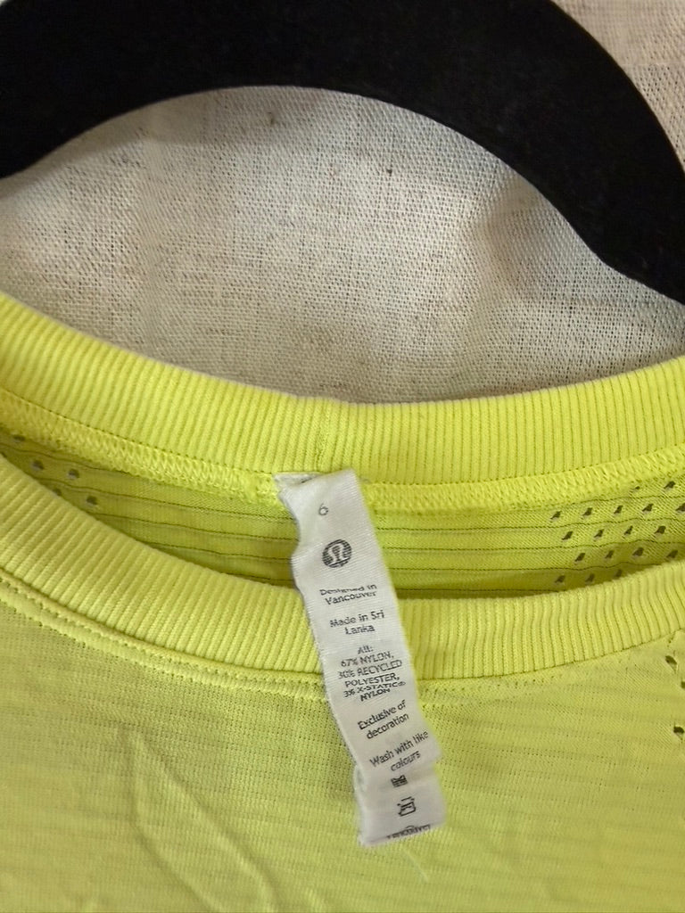 lululemon Short Sleeve Top Size 6