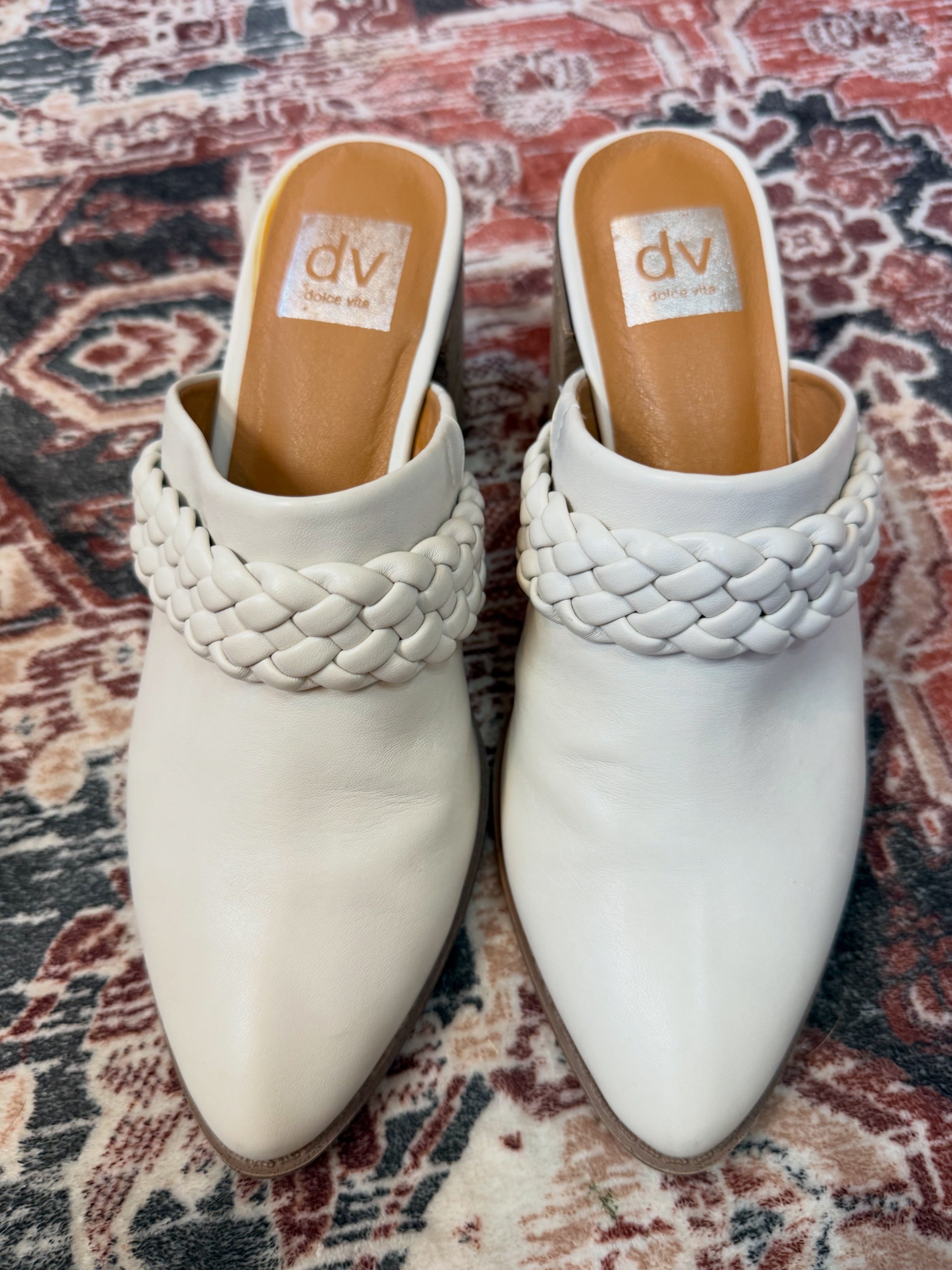Dolce Vita Booties Size 8
