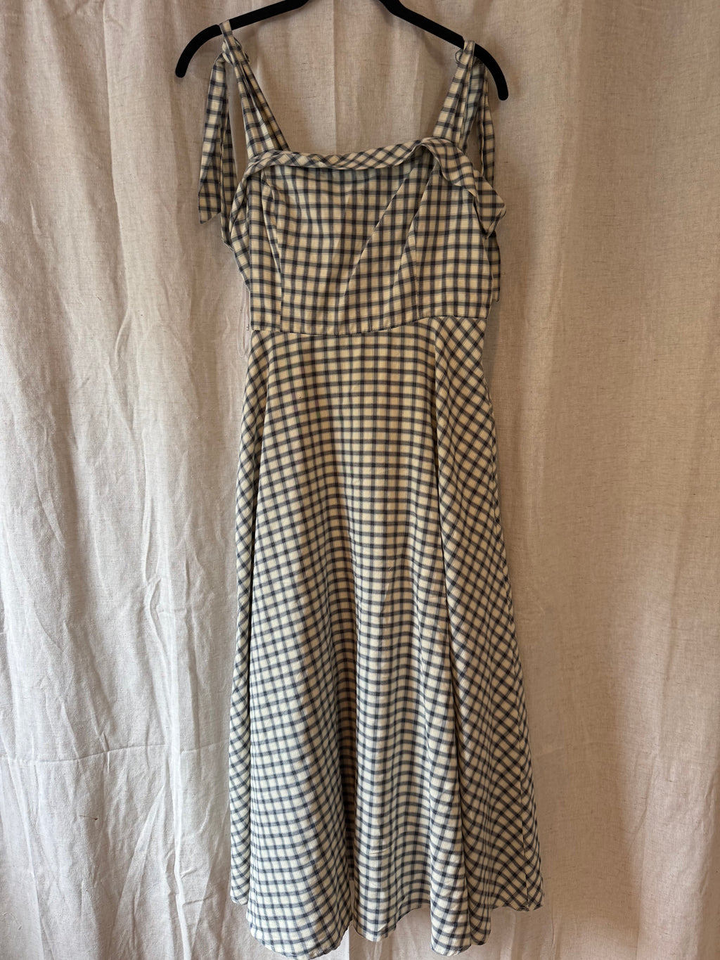 Lulus Dress Size M