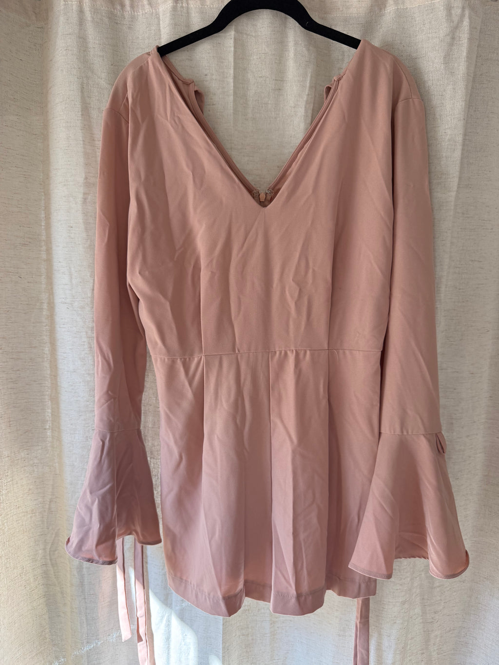 DO+BE Romper Size M