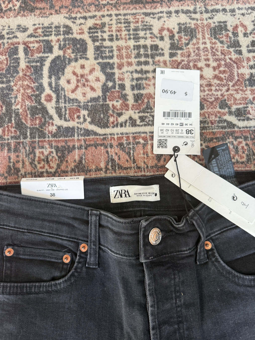Zara Black Jeans Size 6 NWT